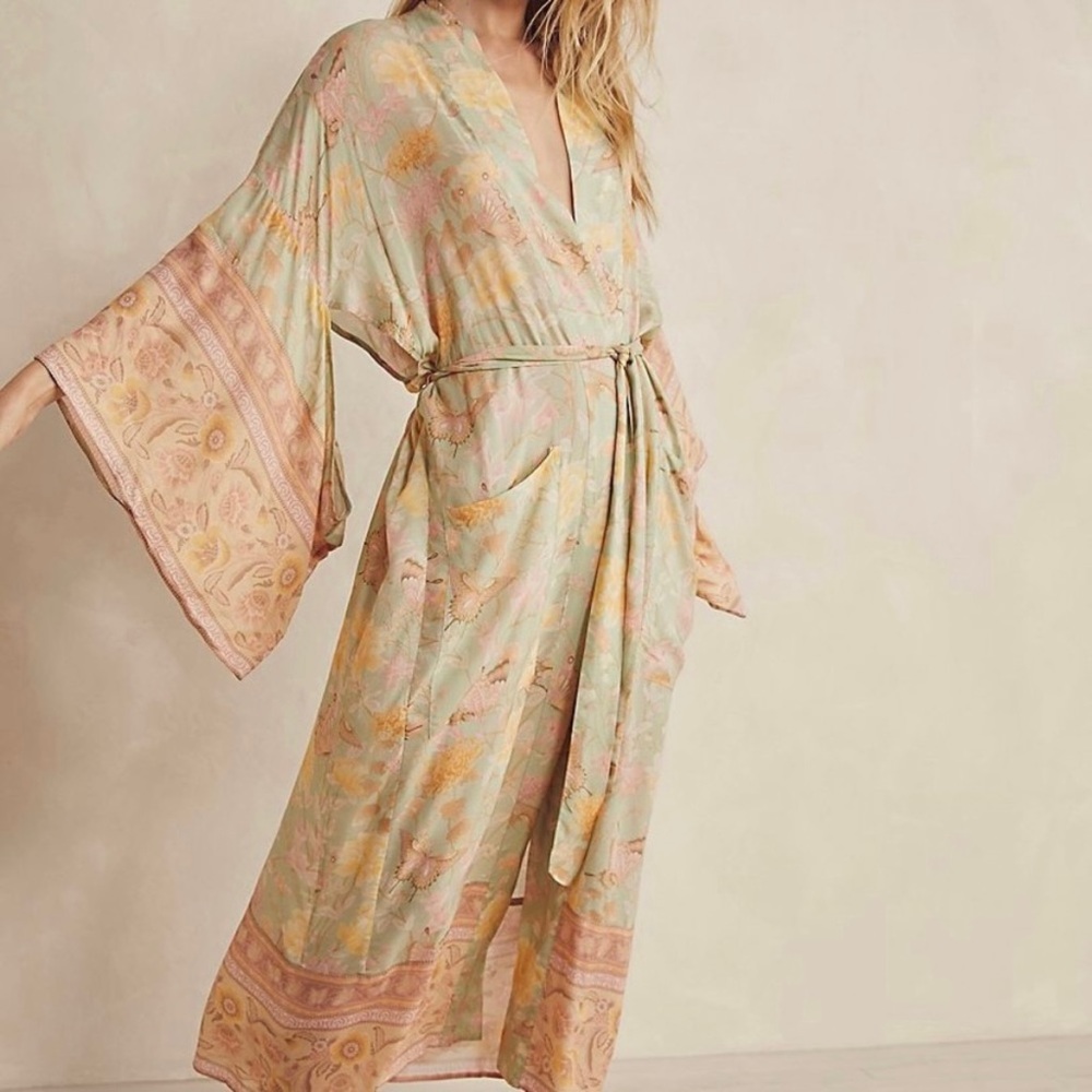 NWT Spell & Gypsy Kimono robe